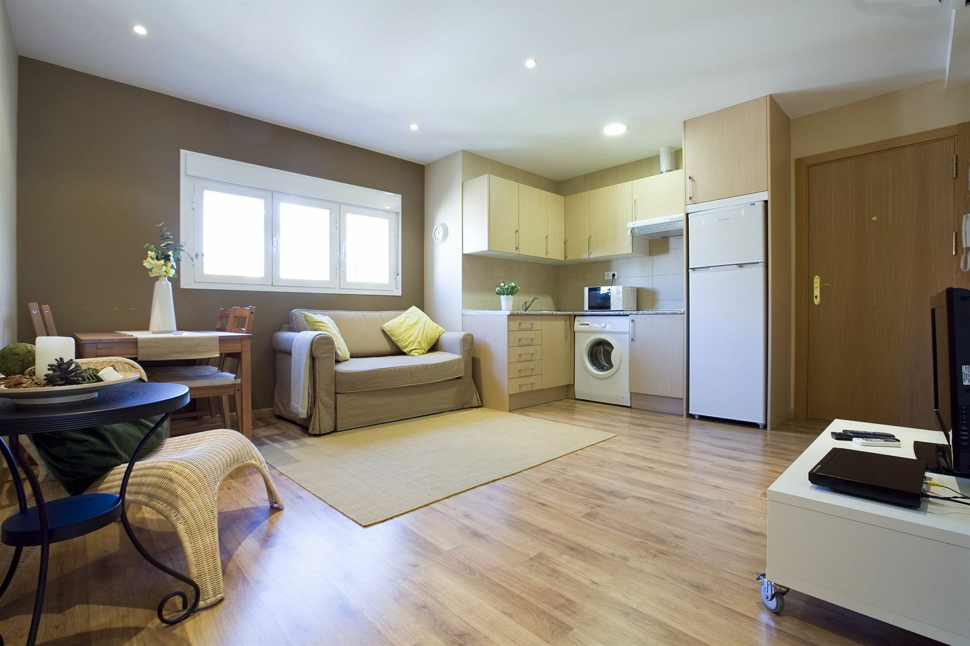 Apartamentos Apr Numancia Madrid Exteriér fotografie